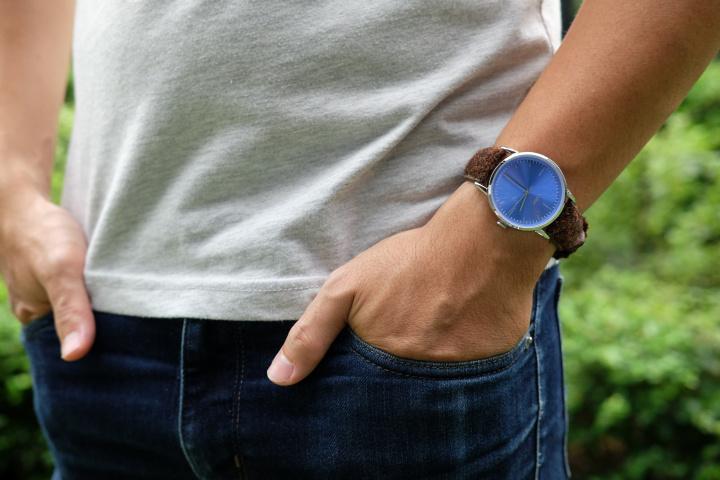 Vario Eclipse Topaz Blue Watch