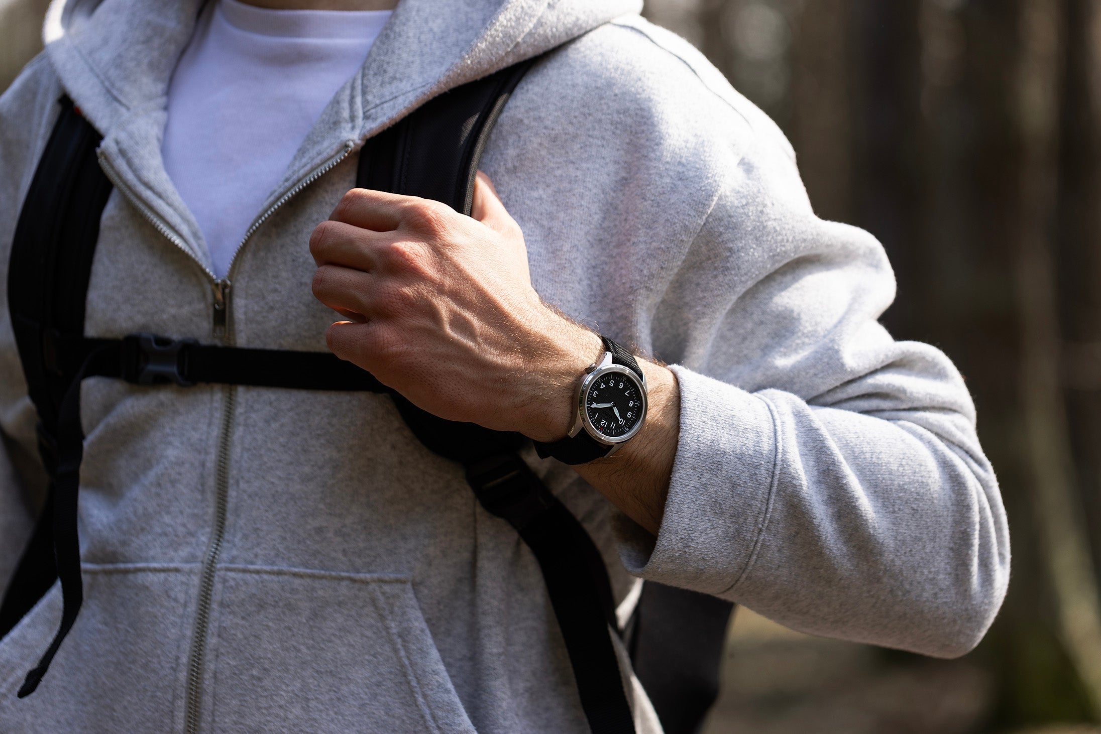 Sun Powered Simplicity: The Perfect Everyday Grab and Go Watch | VARIO