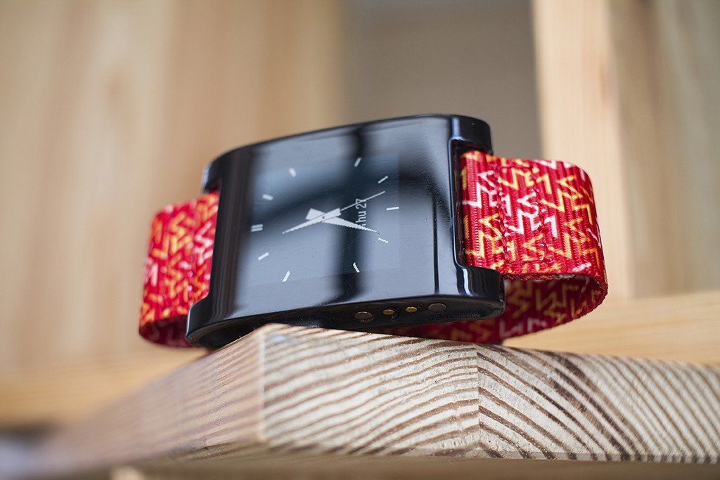 Pebble Classic on Orange Tangy 20mm strap