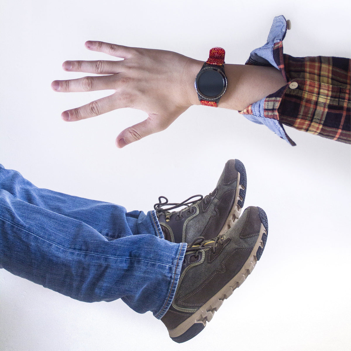 Everyone ready for the weekend? Samsung Gear S3 with Vario Graphic strap.