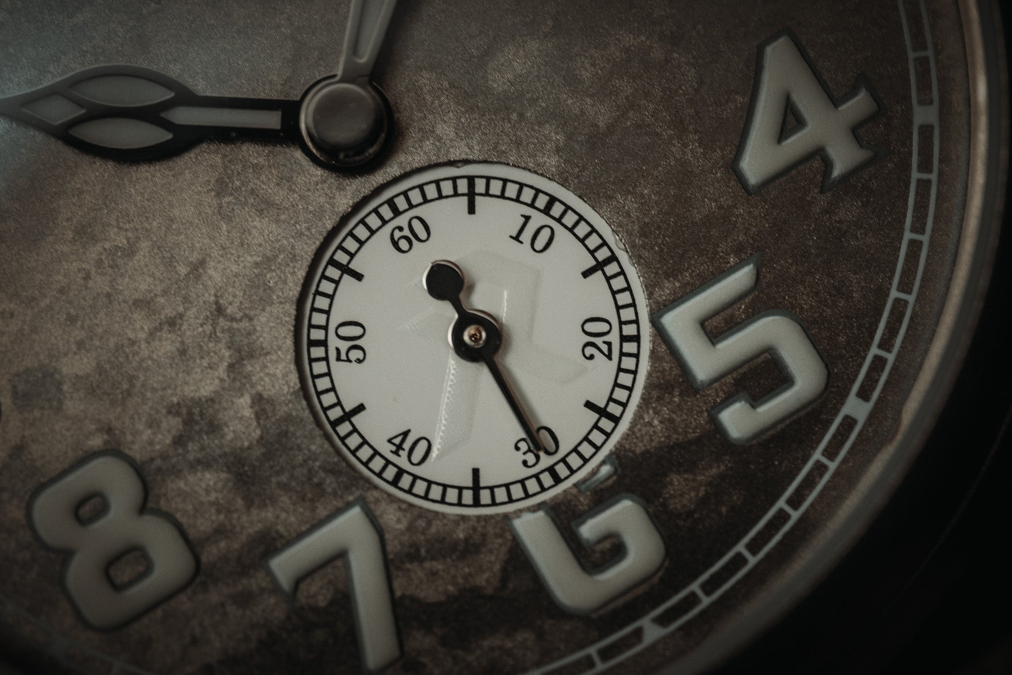 VARIO x RZE UltraHex™ Trench Timascus Watch