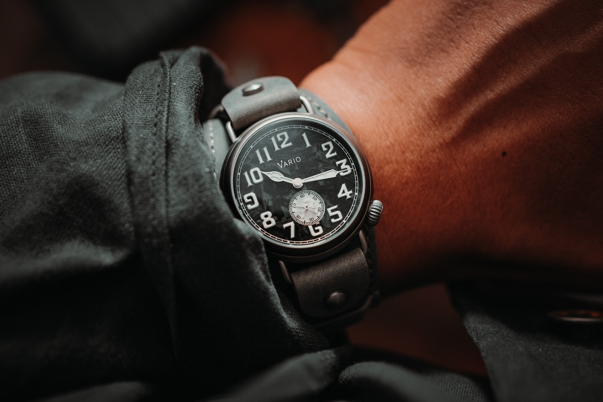 VARIO x RZE UltraHex™ Trench Lumed Carbon Fibre Watch