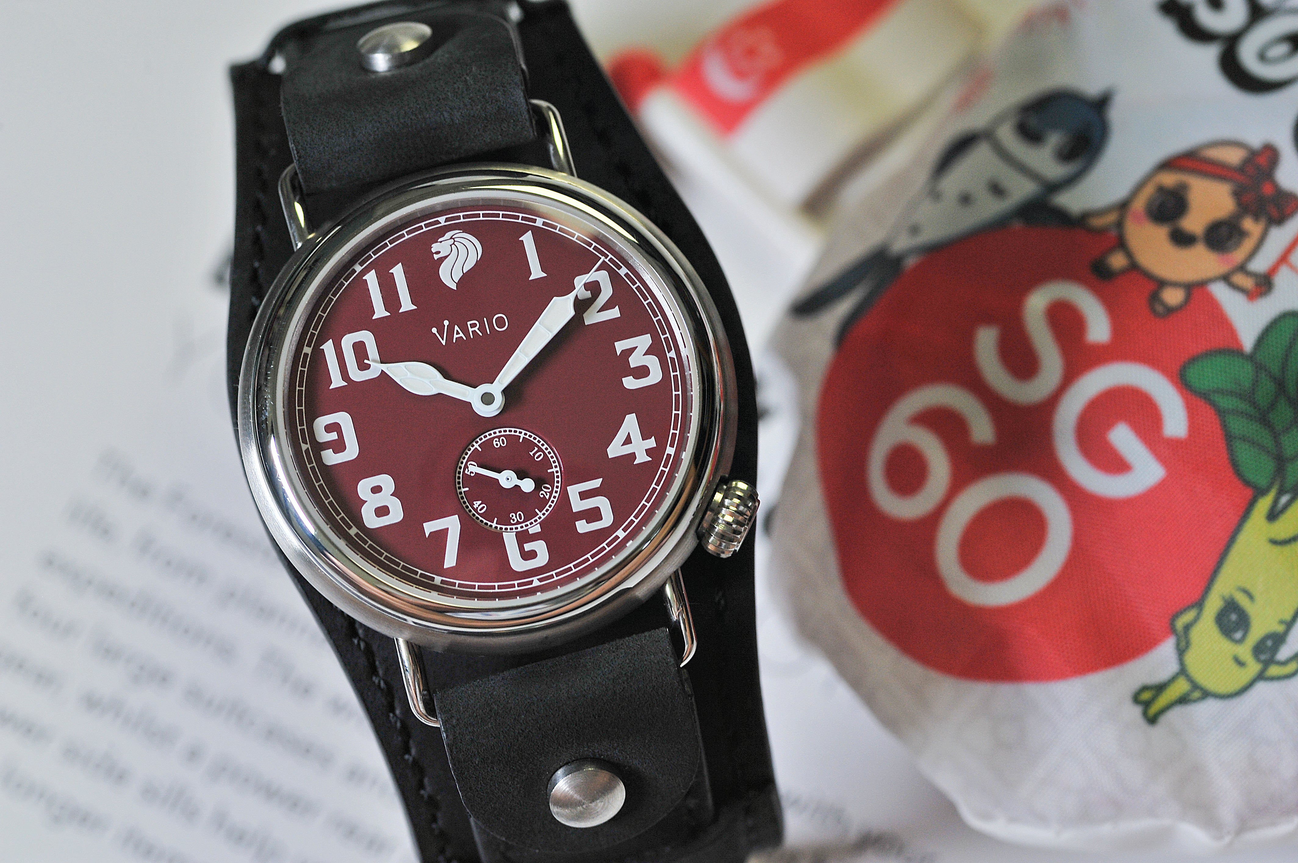 vario 1918 merlion trench SG60 watch