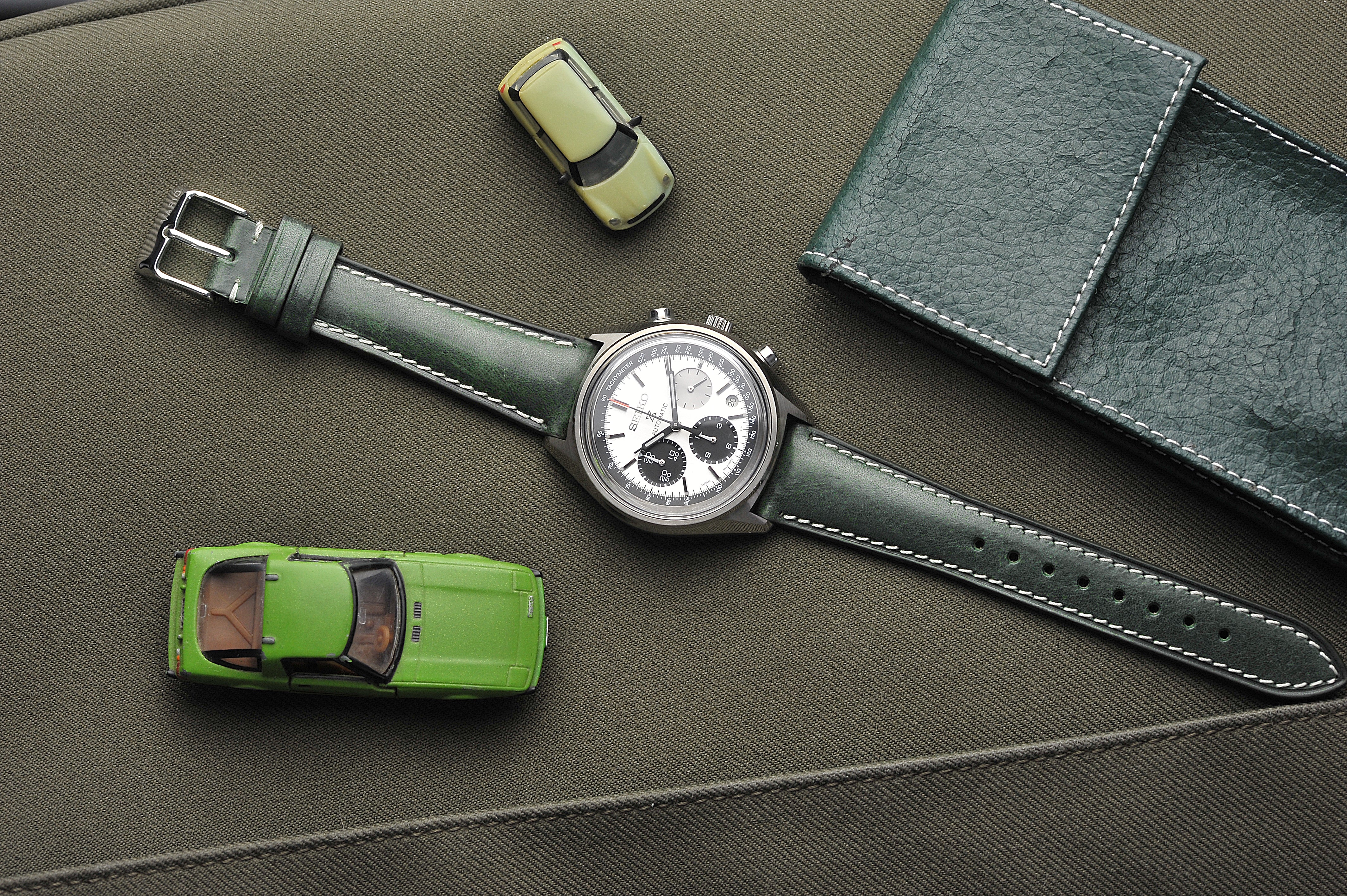 Vario Vintage Veg Tan Embossed Italian Leather green