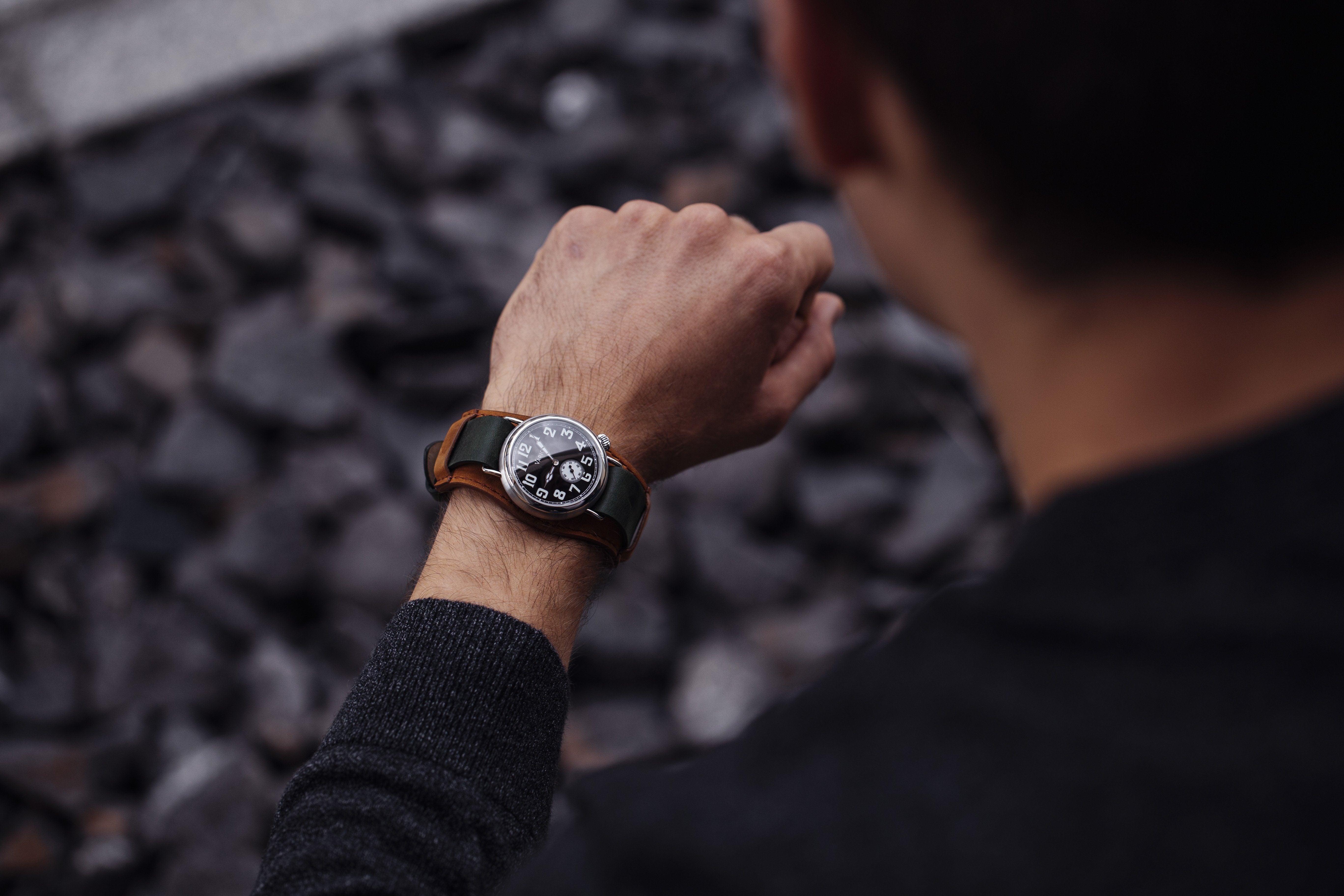 vario 1918 trench field watch black dial white lume 37mm