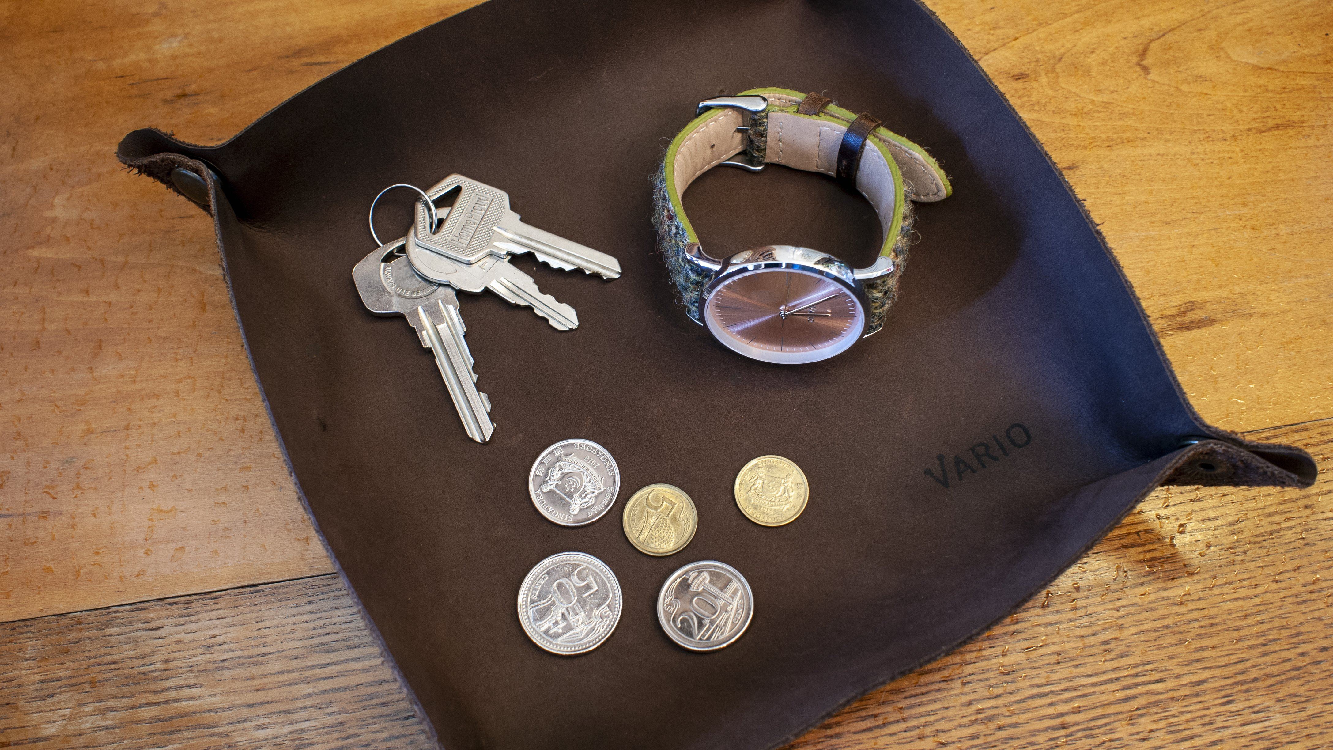 Belarusian Hickory Brown Leather Valet Tray for Watch, Keys, Accessories