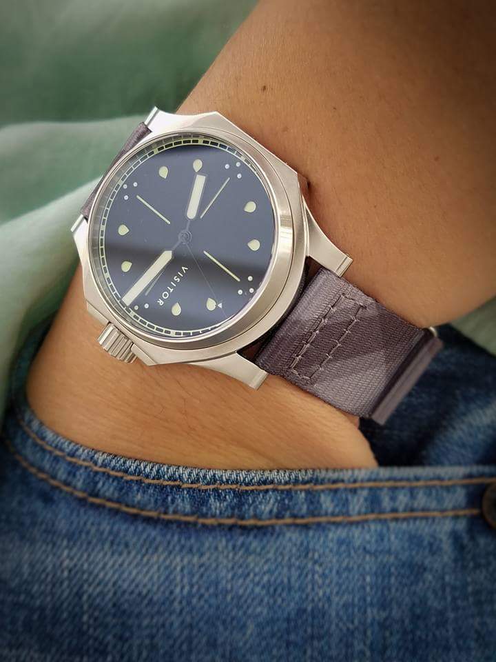 Visitor watch on Vario Mono Plaid graphic strap by #varioeveryday member Wing