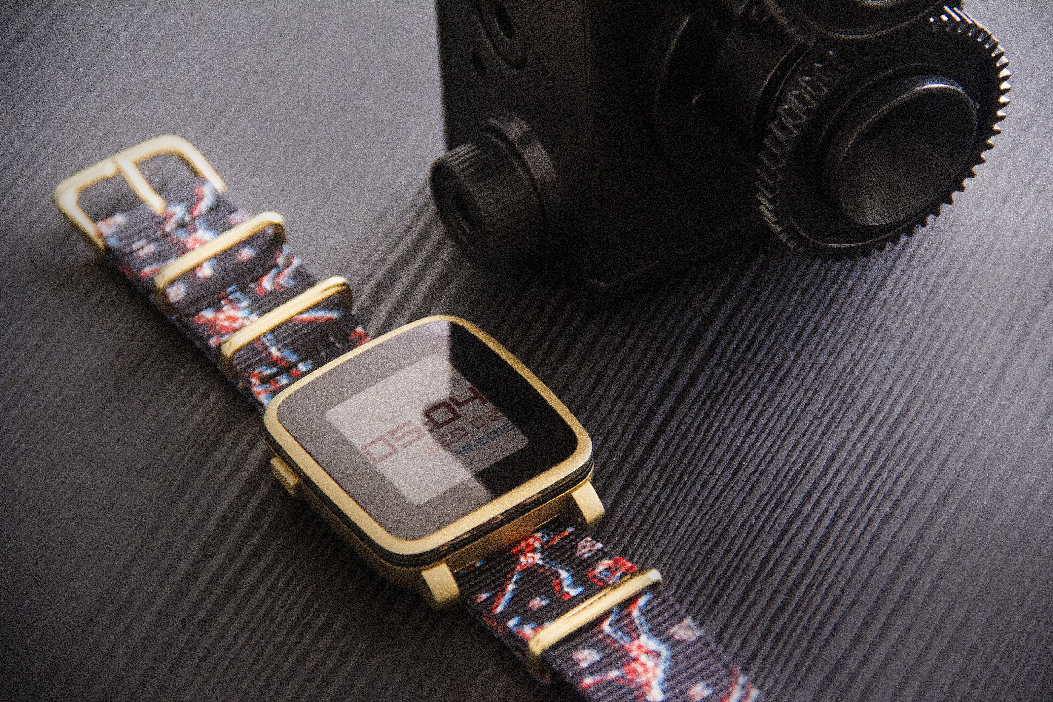5 Customer's Pebble Smartwatch on Graphic Straps that we Liked | VARIO