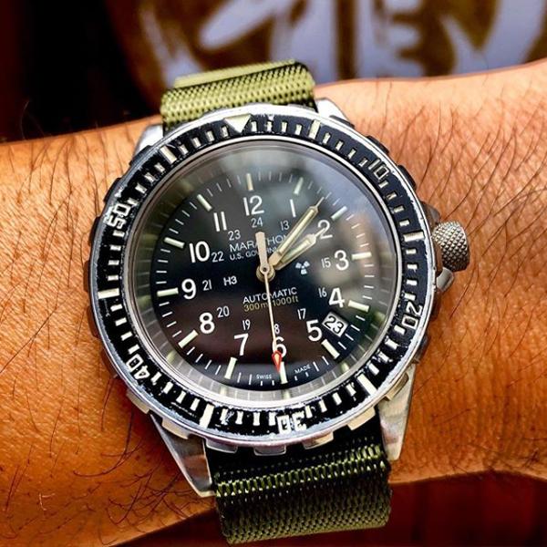 Isn't this Marathon watch on Vario Olive Seat Belt a classic field watch look?