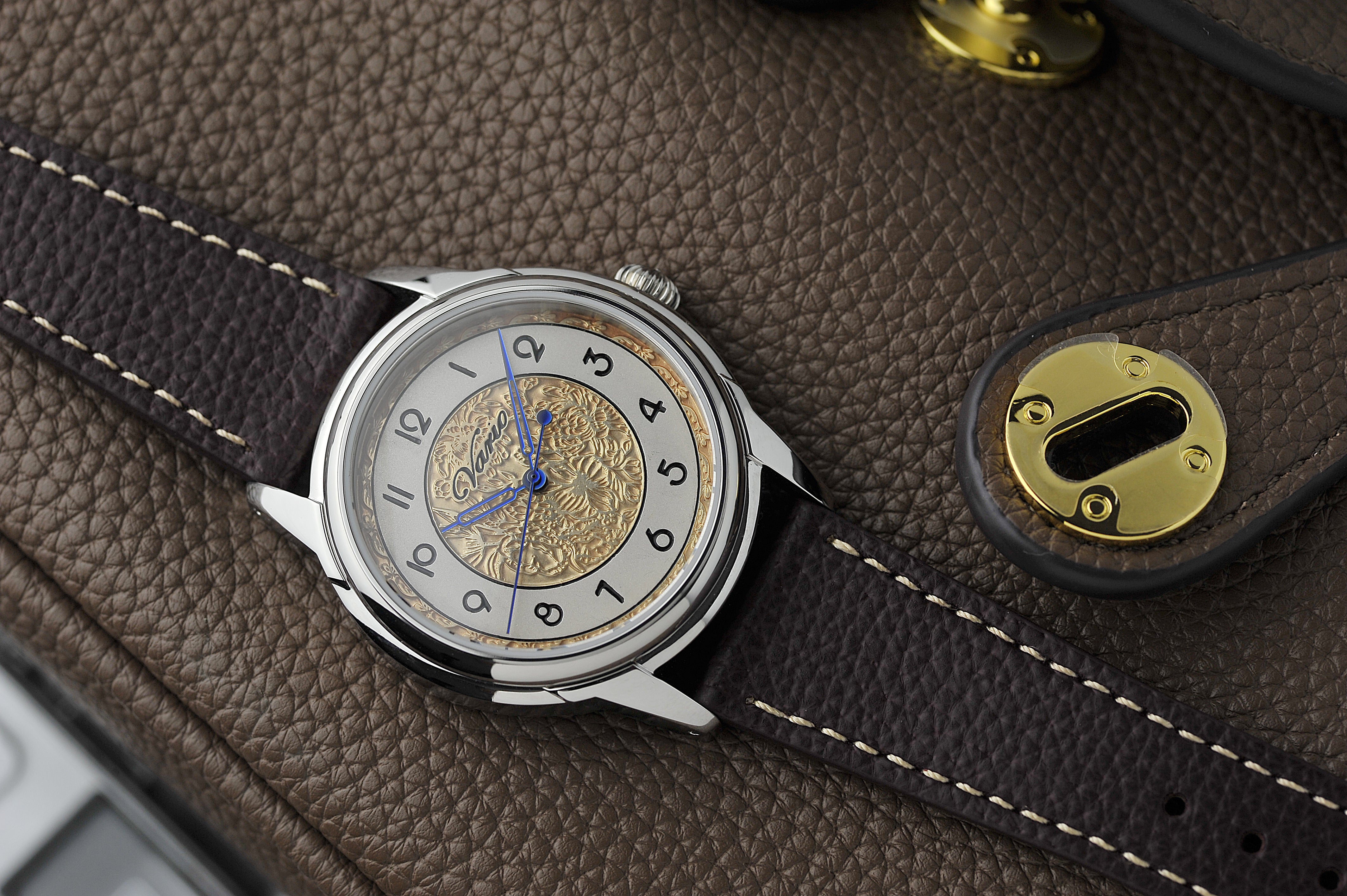 Vario Empire Art Deco Art Nouveau Hand Engraved Watch