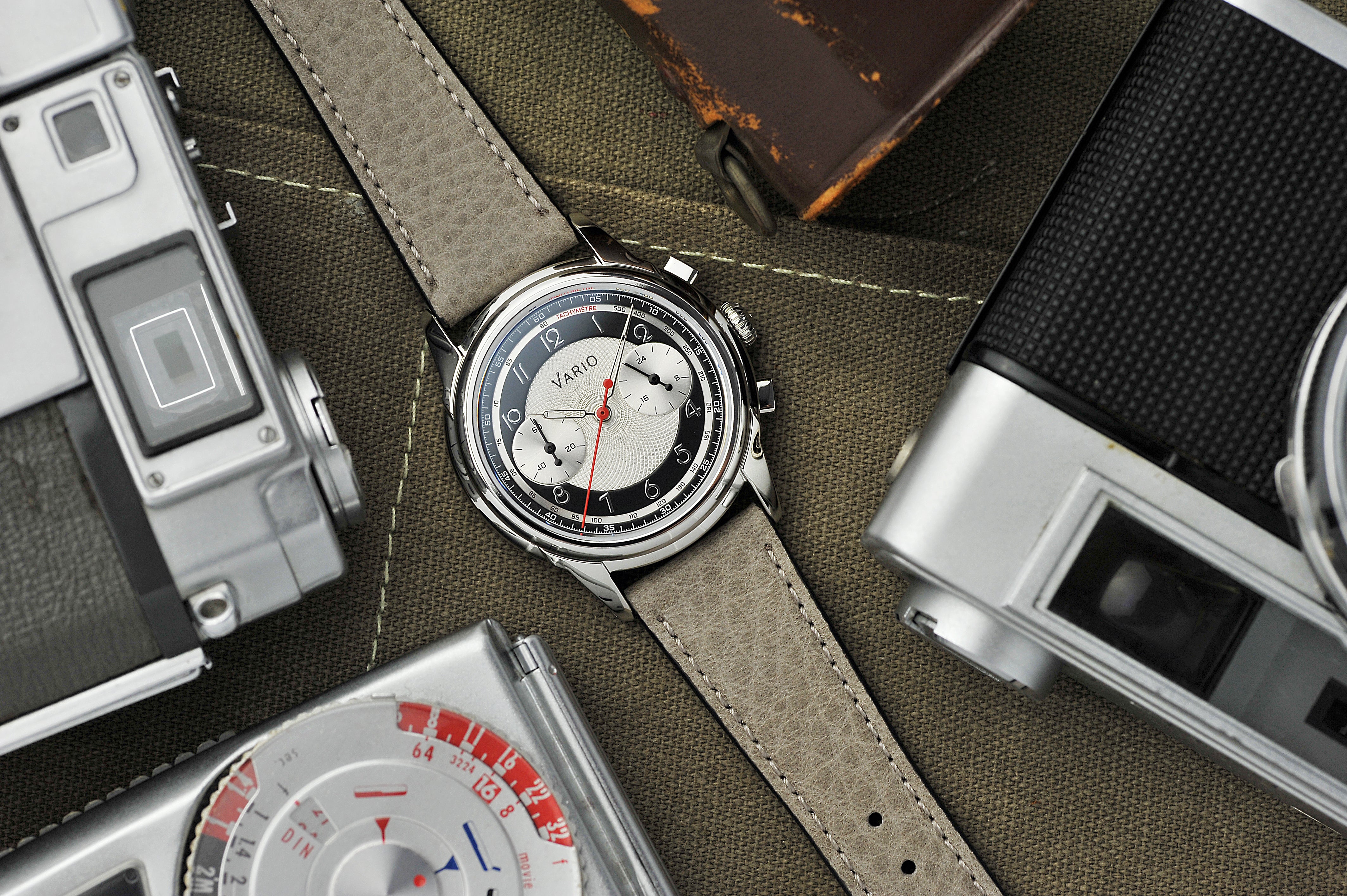 Vario Empire White Tuxedo Tachymètre Chronograph Watch