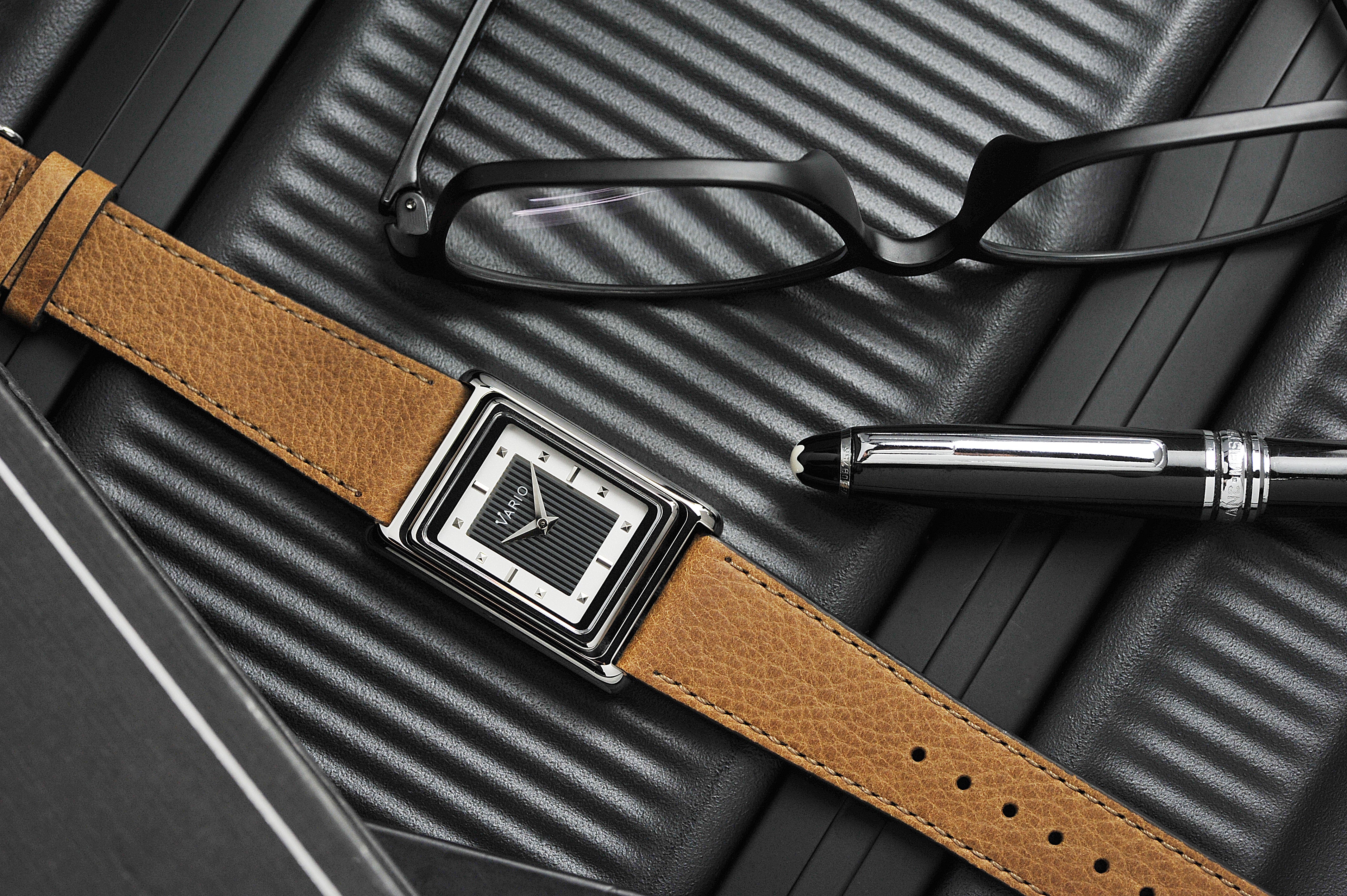 Vario VERSA Automatic Art Deco Dress Watch
