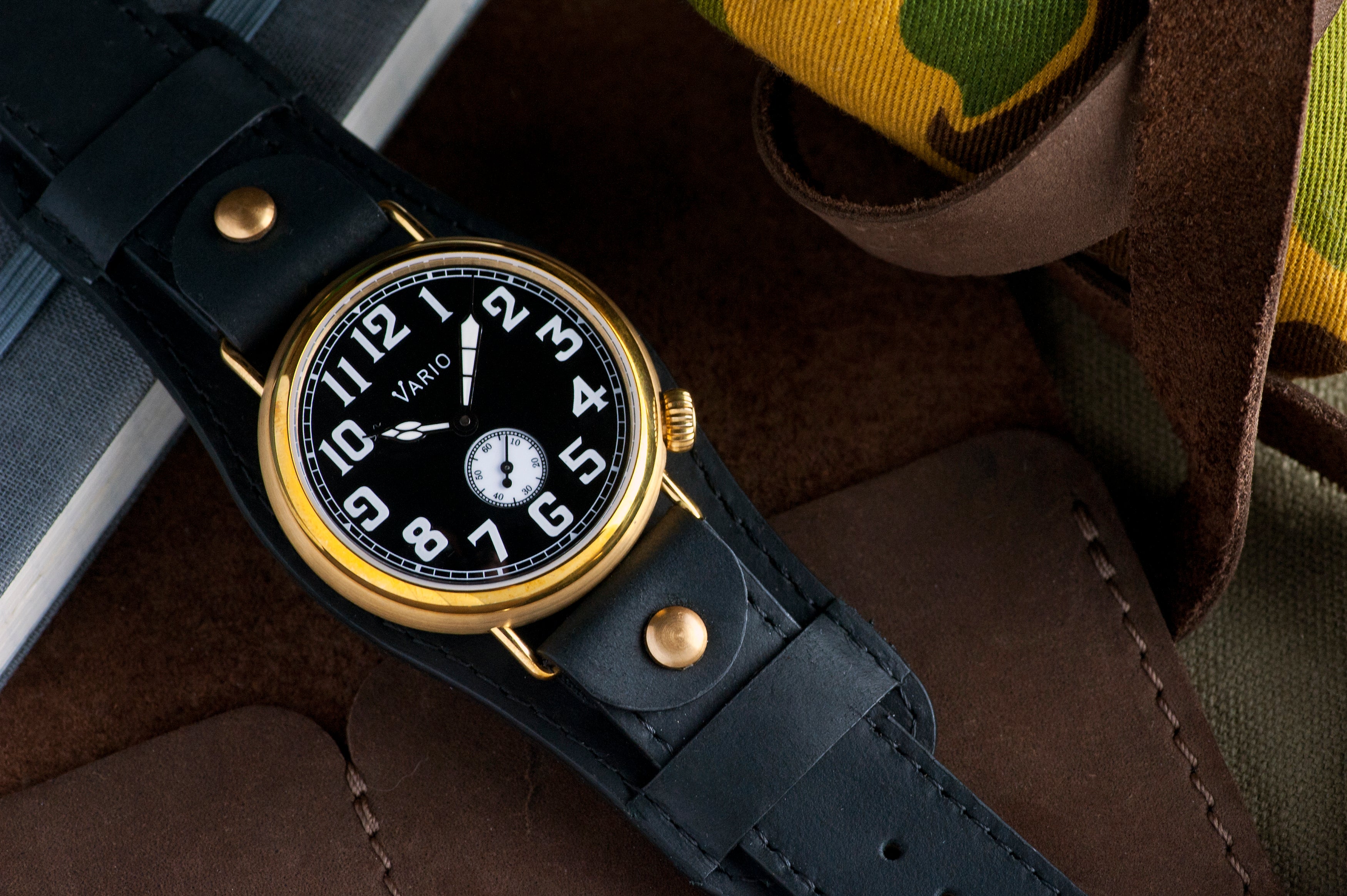 vario 1918 ww1 trench watch with crazy horse chicago screw bund strap